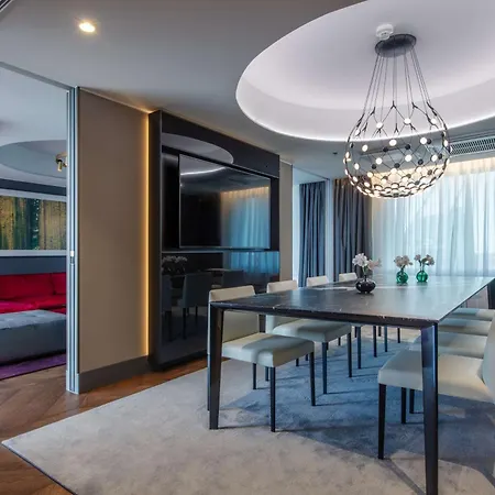 래디슨 블루 스카이 호텔 탈린