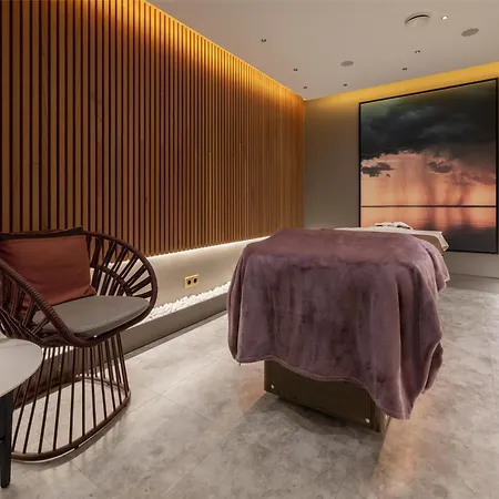 Radisson Collection Hotel, 5*