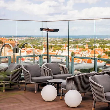 راديسون بلو سكاي فندق تالين