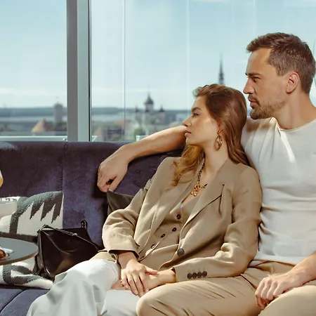 래디슨 블루 스카이 호텔 5*