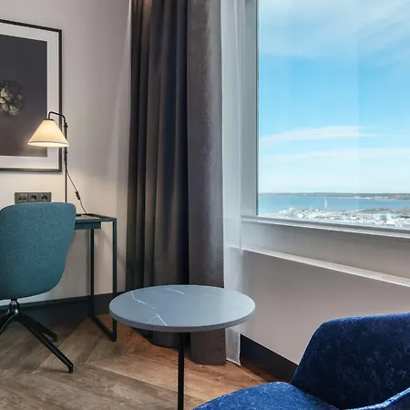 Radisson Collection Hotel, Hotel