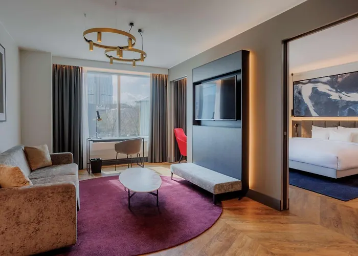 래디슨 블루 스카이 5* 탈린