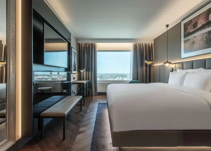 호텔 래디슨 블루 스카이 5*