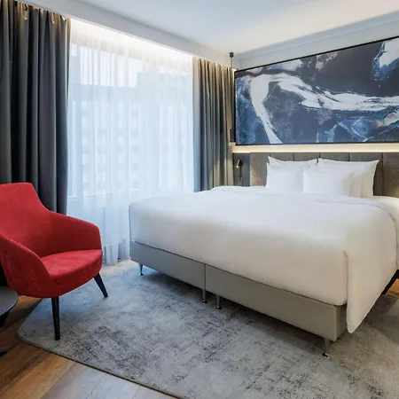 ラディソン ブル スカイ 5*