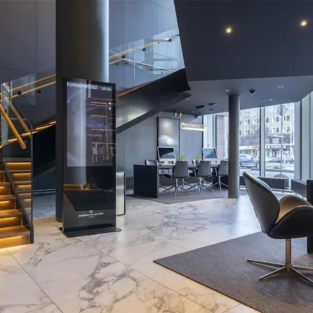 Radisson Collection Hotel, Hotel