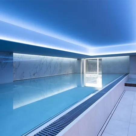 Radisson Collection Hotel, Hotel 5*