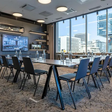 ラディソン ブル スカイ 5* タリン